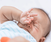 Các bệnh lý mắt thường gặp ở trẻ em mà phụ huynh không thể bỏ qua